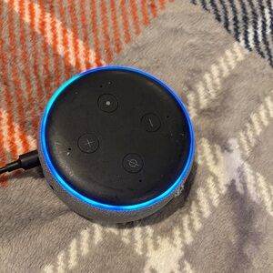 Amazon Alexa Echo Dot Smart Speaker with Blue LED Ring (2nd Generation)